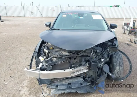 2020 Toyota C-Hr Le z USA, uszkodzony, nr VIN JTNKHMBX0L1082521